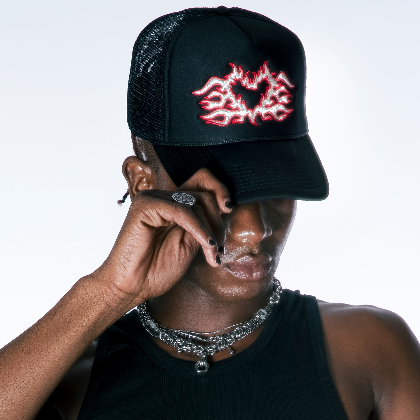 BLACK INFERNO HAT