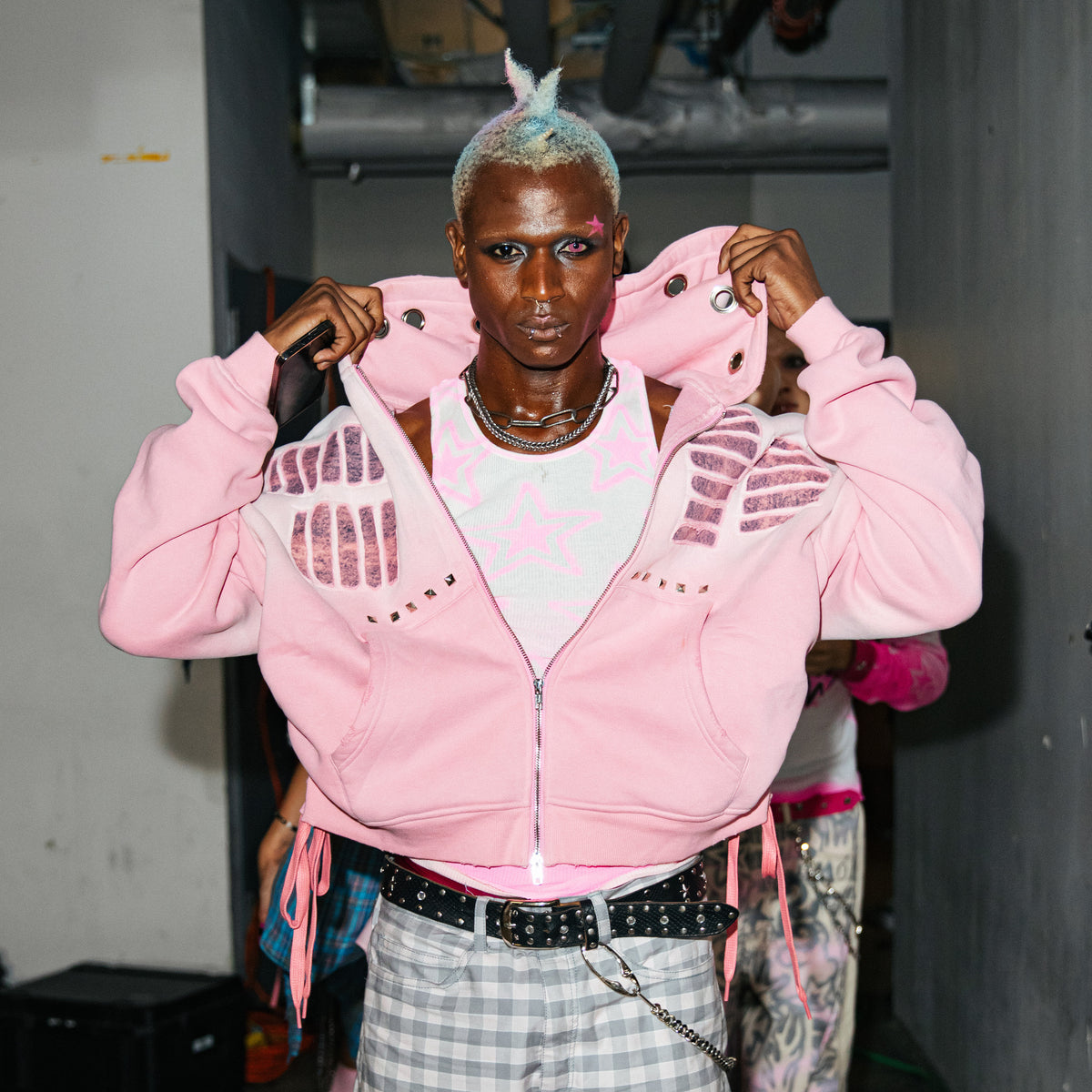 BUBBLEGUM ZIP UP HOODIE