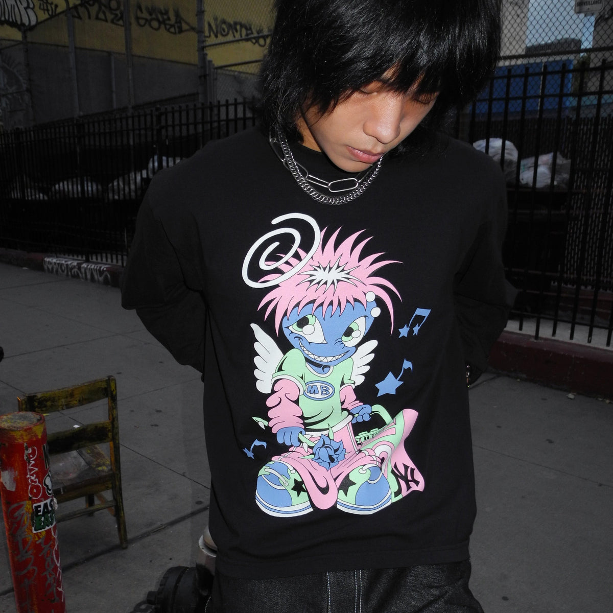 MUSIC MAKER LONG SLEEVE TEE