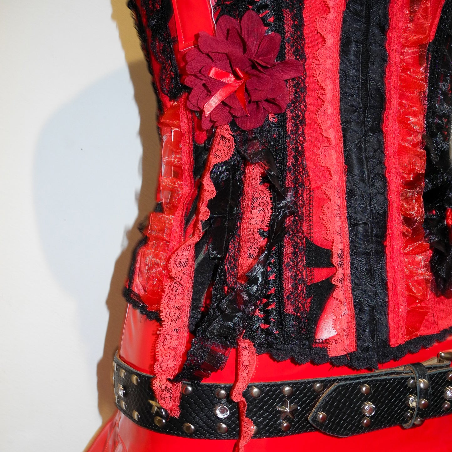 RED FLOWER CORSET
